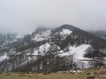 L'Hautza dans les nuages