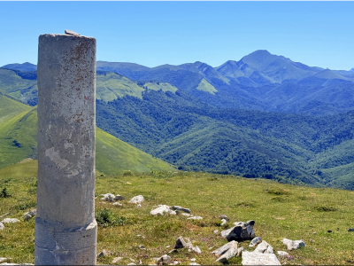 RB64-Mendizar depuis les Sources de la Nive