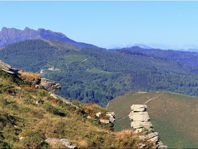 RB64-Les contreforts de la Rhune
